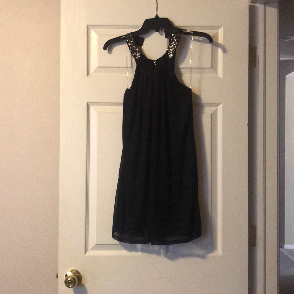 Formal - Picture 4 of 4